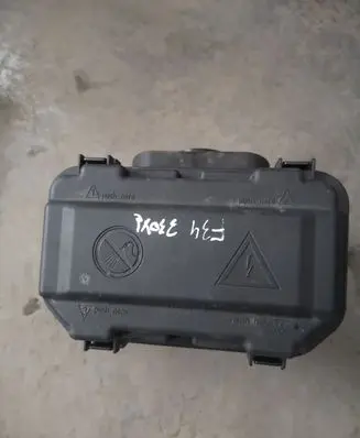 BMW 4 F32 F33 Fuse box cover 9224872