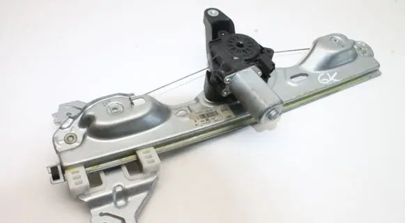 Nissan Pulsar Rear door window regulator with motor 827013ZL0A