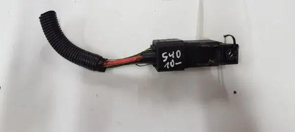 Volvo S40 Glow plug pre-heat relay 0281003047 30785663