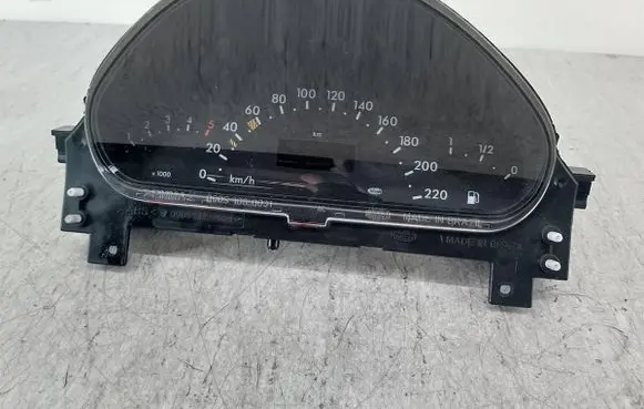 Speedometer (instrument cluster)