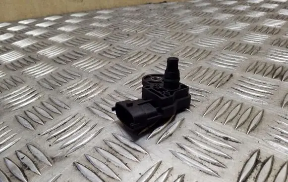 Opel Antara Air pressure sensor 0281006052 55568176