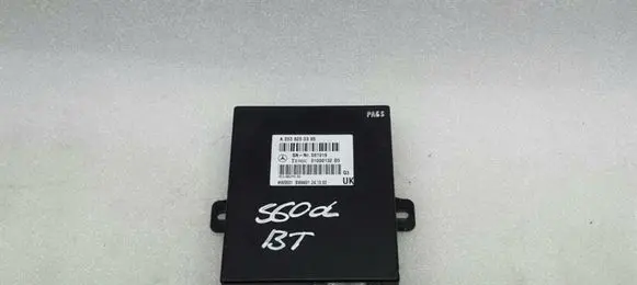 Mercedes-Benz S W220 Voice control module A2038200385