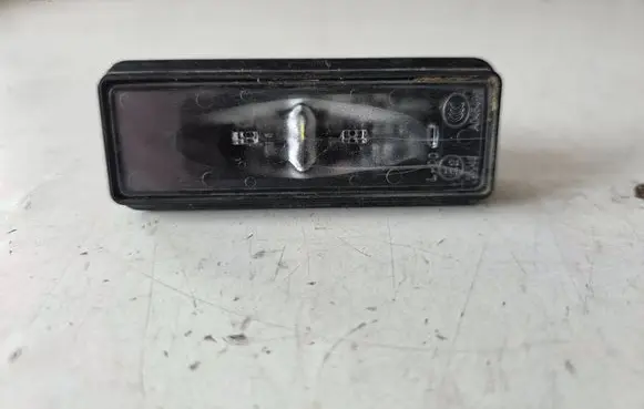 Opel Grandland X Number plate light