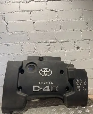Toyota Avensis T250 Engine cover (trim)