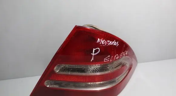 Mercedes-Benz C W203 Rear/tail lights