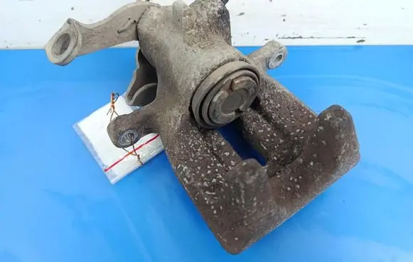 Rear brake caliper