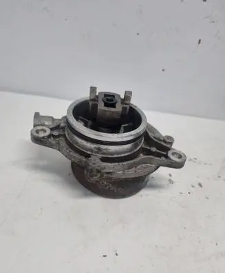 BMW 5 E60 E61 Vacuum pump 700137012