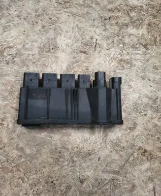 BMW 5 G30 G31 G38 Current control relay P00141662 8583091 18576710