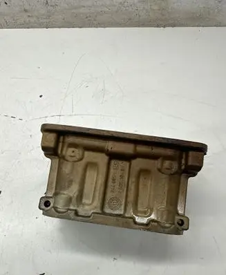 BMW 5 F10 F11 Other cylinder head part 7605104 24400511