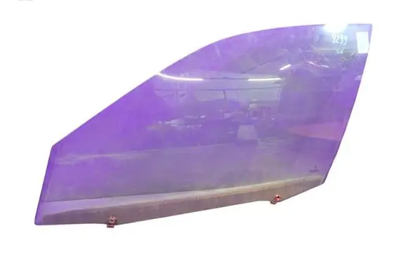 BMW 3 E36 Front door window glass four-door 