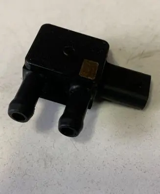 BMW 4 F32 F33 Exhaust gas pressure sensor 7805758 13627805758