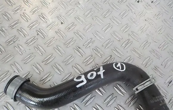 Mercedes-Benz Sprinter W907 W910 Engine coolant pipe/hose A9065012982