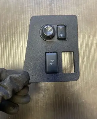 Nissan Qashqai Wing mirror switch 68485JD0000 P10970A77000