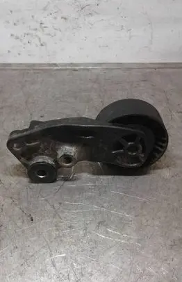 Subaru Outback Generator/alternator belt tensioner 55272401