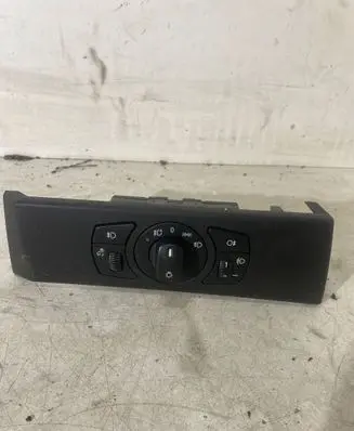 BMW 5 E60 E61 Light switch 6953741 33290103 0061010140152