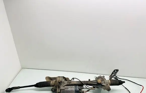 Volkswagen Touran III Steering rack 5Q0959755G 20181001 0196B00390