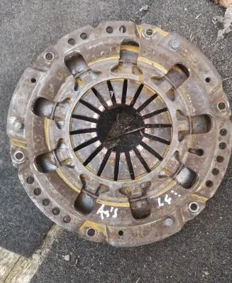 Opel Astra J Pressure plate 