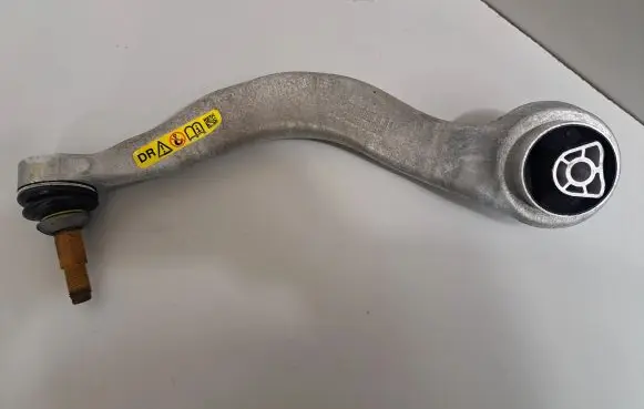 Front lower control arm/wishbone
