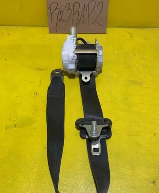 Toyota iQ Seat belt trim 