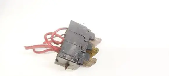 Toyota RAV 4 (XA20) Fuse box set