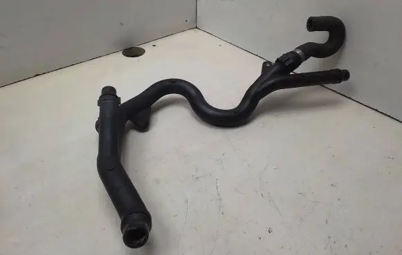 BMW 5 E60 E61 Engine coolant pipe/hose