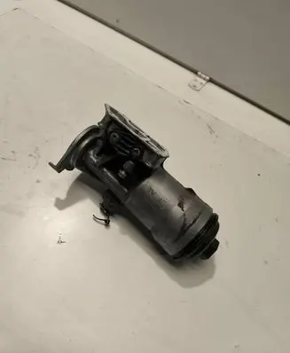 Volkswagen Caddy Oil filter mounting bracket 045115389K