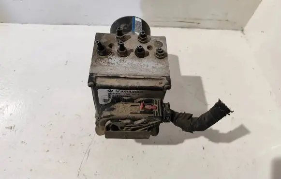 Volkswagen PASSAT B6 ABS Pump 3C0614095P 16027001A 16027201