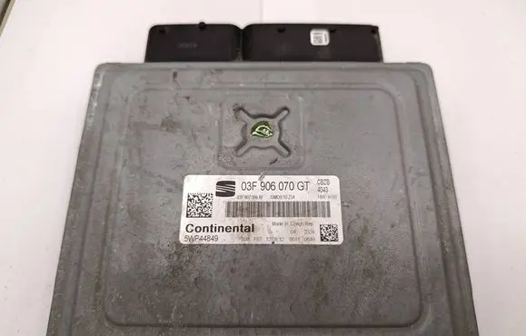 Seat Ibiza IV (6J,6P) Engine control unit/module 03F906070GT 03F907309AF 5WP44849