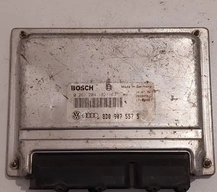 Audi A4 S4 B5 8D Engine control unit/module 8D0907557S 0261204182