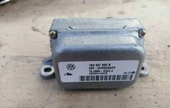 Volkswagen Jetta V ESP acceleration yaw rate sensor 1K0907655B