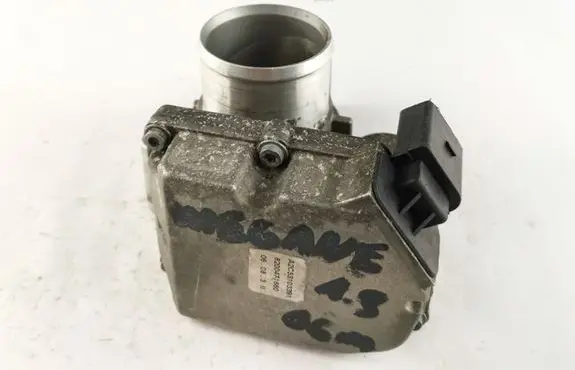 Renault Megane II Throttle valve 8200471660 A2C53103391