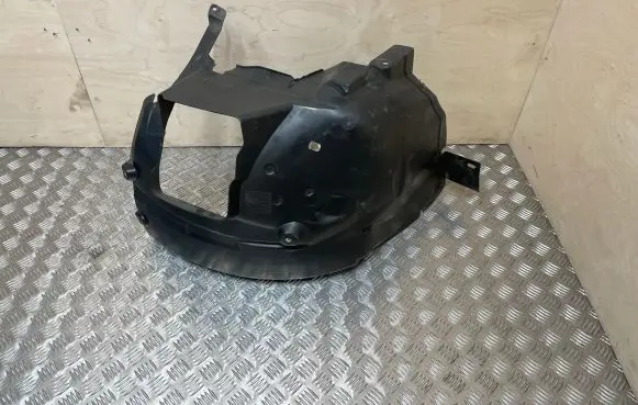 BMW M3 e92 Front wheel arch liner splash guards 8043213