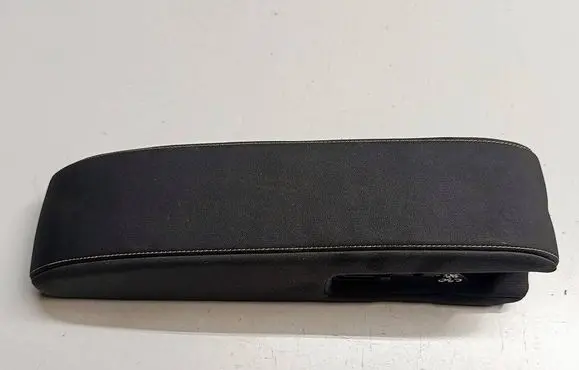 Volvo C30 Rear seat armrest 3151498