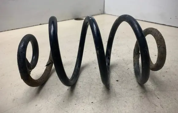 Nissan Tiida C11 Rear coil spring