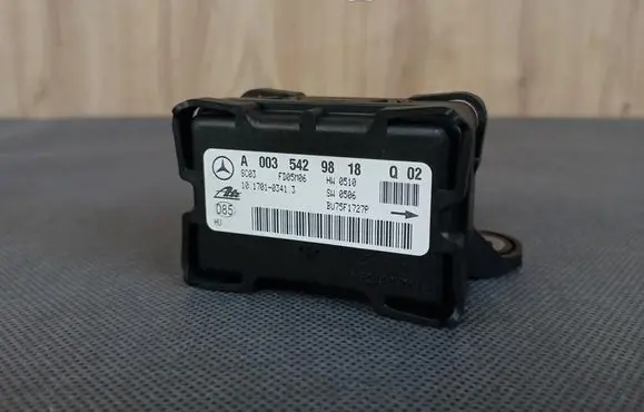 Mercedes-Benz CLK A209 C209 ESP (stability system) control unit 0035429818 A0035429818