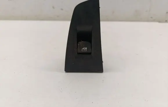 BMW 2 F44 Electric window control switch 7950756