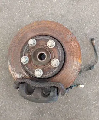 Opel Vivaro Front wheel hub spindle knuckle 93858910