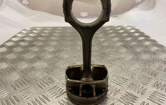 Chrysler Pacifica Piston with connecting rod 373AC S107 96L85