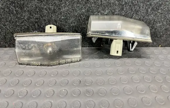 Jaguar XF X250 Number plate light