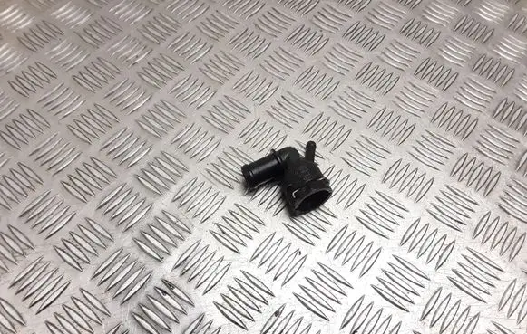 Volkswagen Touran I Engine coolant pipe/hose 1K0122291