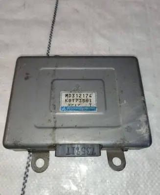 Mitsubishi Pajero Transfer box differential control unit Md312174