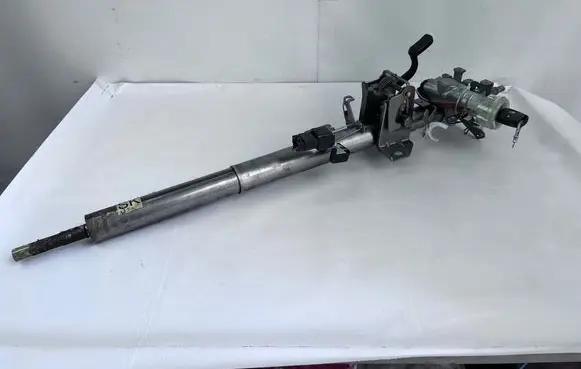 Subaru Impreza II Steering wheel axle 882158a000