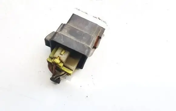 Mitsubishi Pajero Other relay MR500531