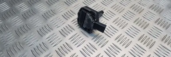 Volkswagen PASSAT B5 Oil level sensor 1J0907660B