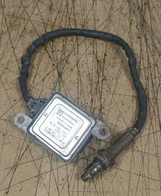 Mercedes-Benz S W222 Lambda probe sensor A0009058411