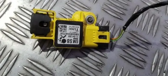 Opel Zafira B Airbag deployment crash/impact sensor 13264084 sb008559754