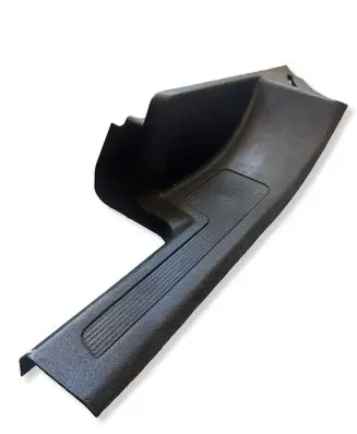 Volkswagen Tiguan Allspace Rear sill trim cover 5N863735A