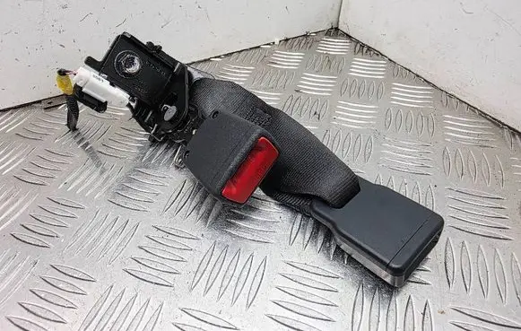KIA Niro Rear seatbelt buckle 