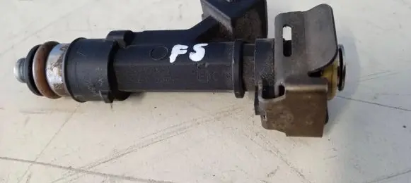 Opel Zafira C Fuel injector 0280158822