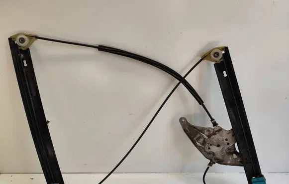 Audi A6 S6 C5 4B Front door electric window regulator 4B0837462